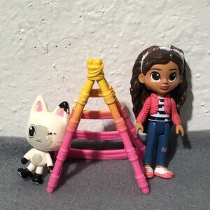 Gabby's Purrfect Dollhouse Playset Replacement Parts Tent 2 Figures
